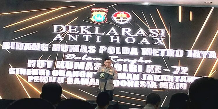 Jelang Pemilu 2024 Dan Hut Humas Polda Metro Jaya, Ratusan Influencer Deklarasi Anti Hoax Bersama Kapolda