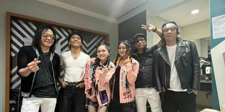 Sambut Piala Dunia U17, Duo Anggrek Collab Dengan Slank Bawakan ” Cikini Gondangdia “