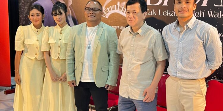 25 Tahun Badai Bermusik ” Tak Lekang Oleh Waktu ” Teater Jakarta