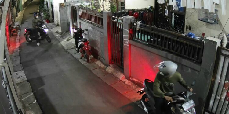 Dua Pelaku Curanmor Beraksi di Bukit Duri