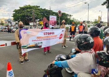 Dalam 1 Hari Ada 3 Kecelakaan di Perlintasan Sebidang, KAI Imbau Masyarakat Agar Tingkatkan Disiplin Berlalu Lintas