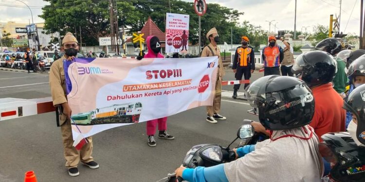 Dalam 1 Hari Ada 3 Kecelakaan di Perlintasan Sebidang, KAI Imbau Masyarakat Agar Tingkatkan Disiplin Berlalu Lintas