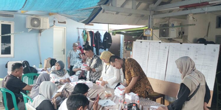 Hasil Hitung Cepat Beberapa Lembaga Survei, Paslon 02 Raih Suara Lebih Dari 50 %