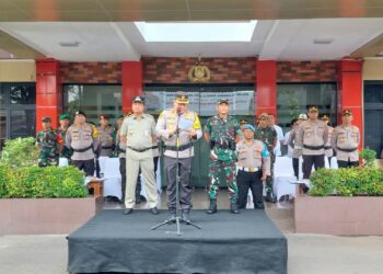 Jelang Pencoblosan, Kapolres Jaksel Pimpin Apel Pergeseran Pasukan PAM TPS