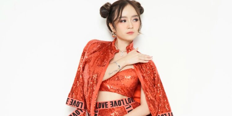 Bergabung Dengan Nagaswara, Kresya Della Remake Ulang ” Ditikam Cinta “