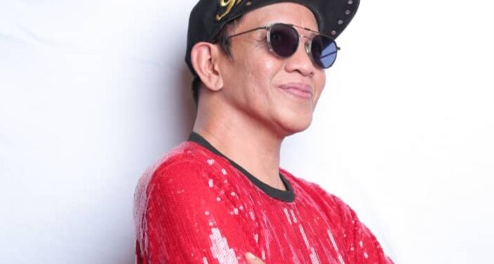 Terinspirasi Dari Sang Ibu, “Rojak Maznah ke tuuu!” Roslan Shah (Cik Lan) Bakal Mewarnai Industri Musik tanah Air dan Negara Serumpun