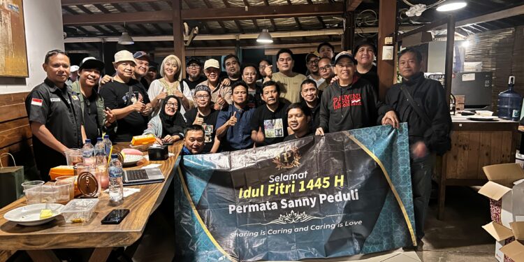 Permata Sanny Peduli dan YPJI Salurkan Bingkisan Lebaran untuk 100 Jurnalis