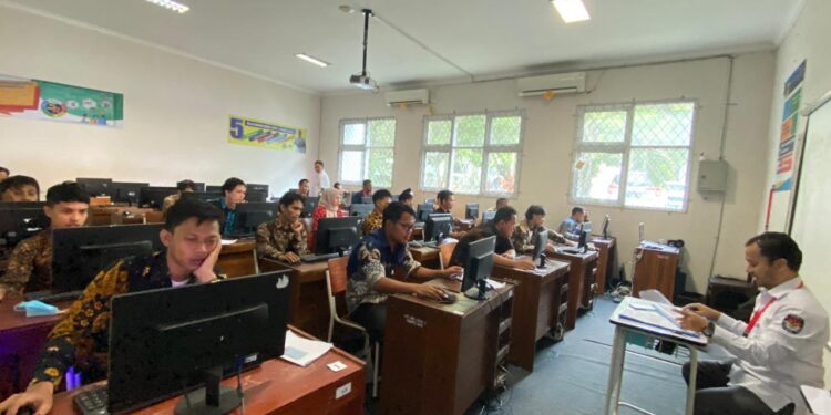 687 Calon PPK Pandeglang Ikuti Ujian Computer Asisted Tes (CAT )