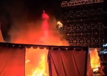Konser Musik di Tangerang Dibatalkan Sepihak, Penonton Bakar Panggung