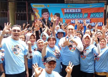 Jakarta Menyala, Relawan Pendekar Bagikan Ribuan Nasi Kotak kepada Masyarakat di Tanah Tinggi