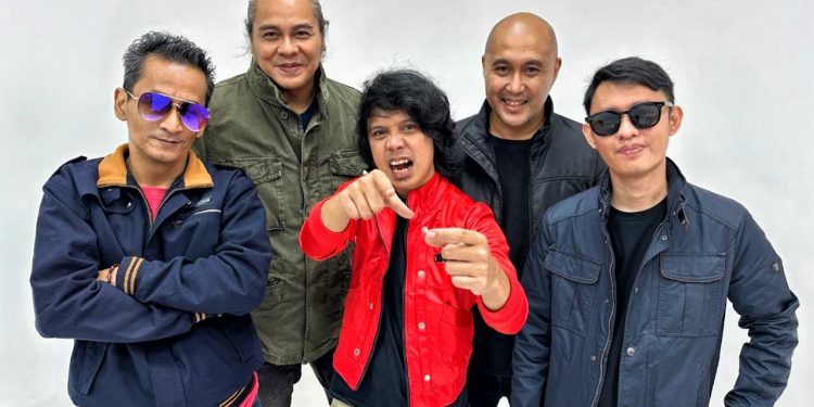 ‘Rocker Kasarunk luncurkan single di awal tahun 2025 berjudul “Forever Now And Then”