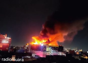 Kebakaran Hebat di Glodok Plaza, Api Diduga Dari Bekas Discotik