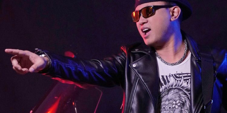 Kenang Musisi Mara Karma, Penyanyi Hizrah Bacan Rilis Ulang Lagu Fenomenal “RESESI DUNIA”