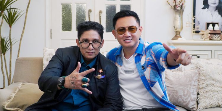 Terjun Nyanyi, Firdaus Oiwobo Tantang Vicky Prasetyo lewat Single, ‘Rasa’ yang diproduseri Hizrah Bacan