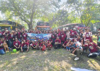 Isi Liburan Sekolah, Warga Tekukur Gelar Family Gathering Bareng Trams Travel