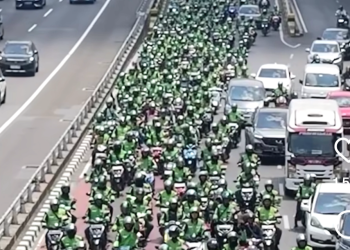 Peringati HUT RI ke 80, Ribuan Driver Ojol Pecahkan Rekor MURI