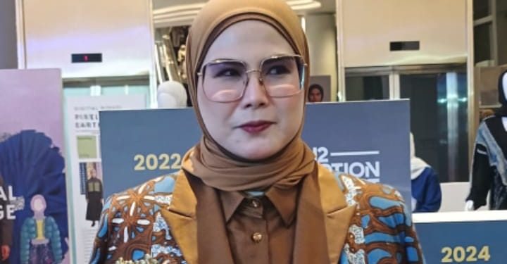 Nina Nugroho Persembahkan Koleksi Silfira “Silent Fire” di In2Motion Fest 2025