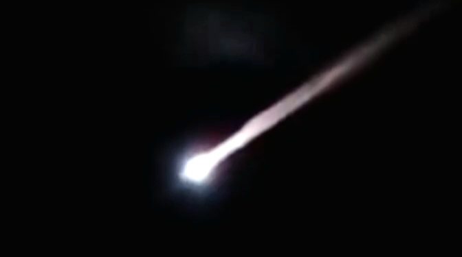 Warga Cirebon Heboh Suara Dentuman, Diduga Meteor Jatuh