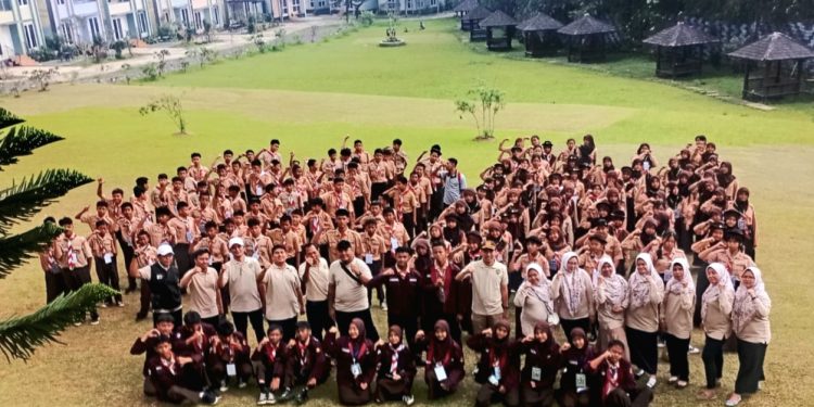 LDKPD SMP YWKA I Didik Siswa Berjiwa Pemimpin