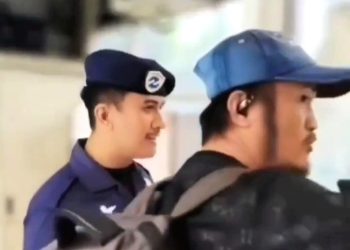 Tolak Pembayaran Tunai Seorang Nenek, Pelayan Gerai Roti Dimaki Konsumen