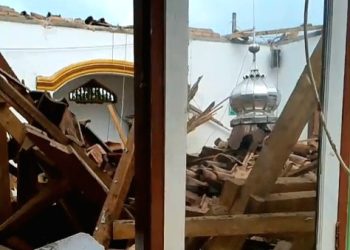 Mushola Nurul Iman di Kampung Kaliputih, Desa Citayam Ambruk