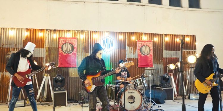 Adopsi Konsep Anonymous,Nonstop Kembalikan Kejayaan Musik Rock