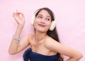 ” Kintan “..Jurnalis, Penyiar Radio,Kini Merambah ke Industri Olah Vokal