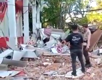 Gempa M7,6 Guncang Sulawesi Utara,Masyarakat Diminta Waspada Tsunami