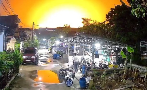 Diduga Adanya Kebocoran,Pabrik SPBE di Bekasi Terbakar