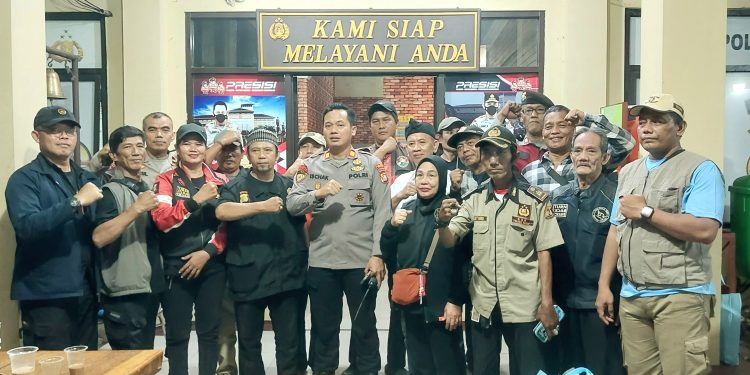 Terapkan Sabuk Kamtibmas, Polsek Tebet Gandeng Unsur Masyarakat