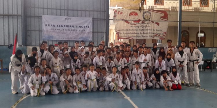 Ukur Kemampuan Para Atlet, Antero Taekwondo Club Gelar Ujian Kenaikan Tingkat