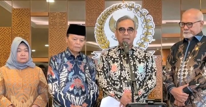 Tuai Kontroversi Dan Kecaman,Lomba Cerdas Cermat ( LCC ) 4 Pilar di Kalbar Akan Diulang