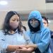 Diperiksa Siber Polda Metro Jaya Terkait Berita Hoaks,Model AWS Menangis di Depan Wartawan.