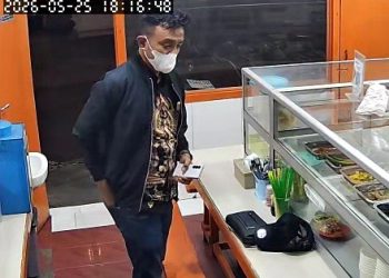 Modus Jaminkan Hp,Pria Berjaket Hitam Bawa Kabur Motor Warga