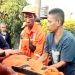 Diduga Mengantuk,Mobil Serempet Petugas PPSU Duren Sawit
