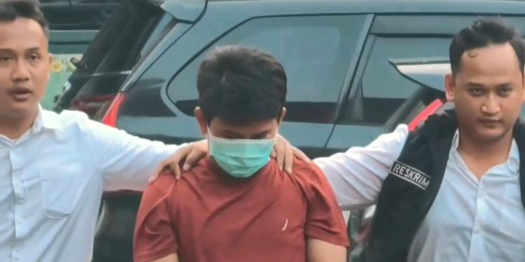Polisi Tangkap Pelaku Teror Bom di Srengseng Sawah